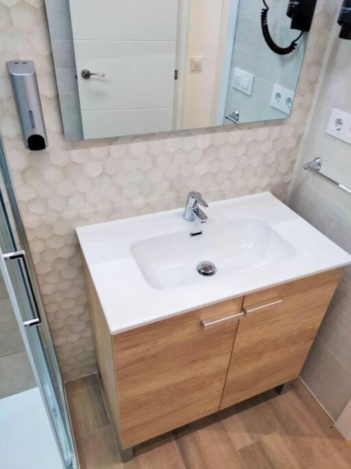 Loft La Calahorra Del Bere Con Posibilidad De Aparcamiento Pregunta Por El Pack Mas Amor Córdoba Exterior foto